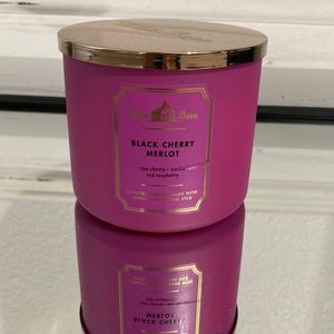 Brand new 3 wick candle